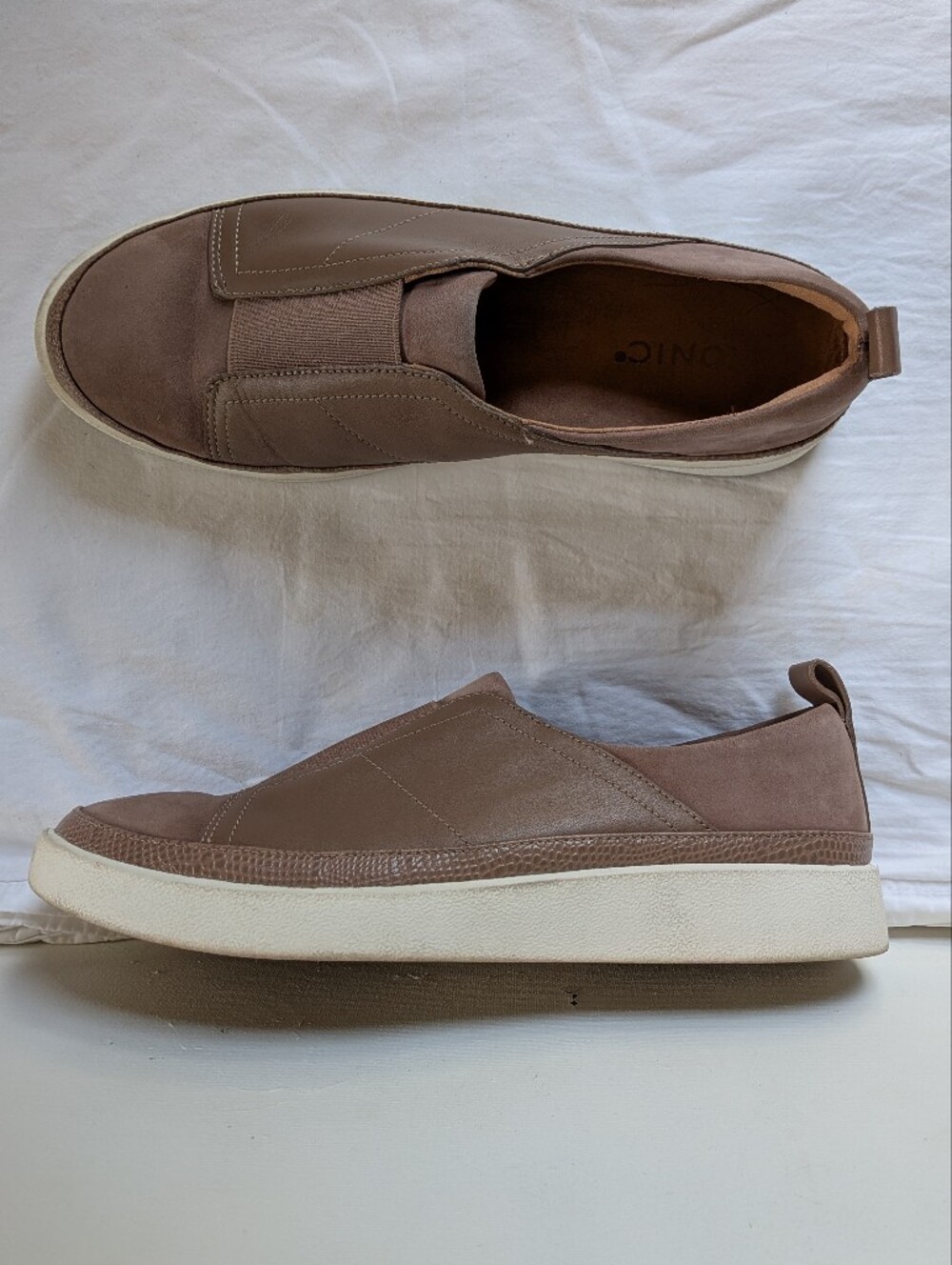 Vionic Zinah Brown Leather Slip on Women’s Sneaker - 9